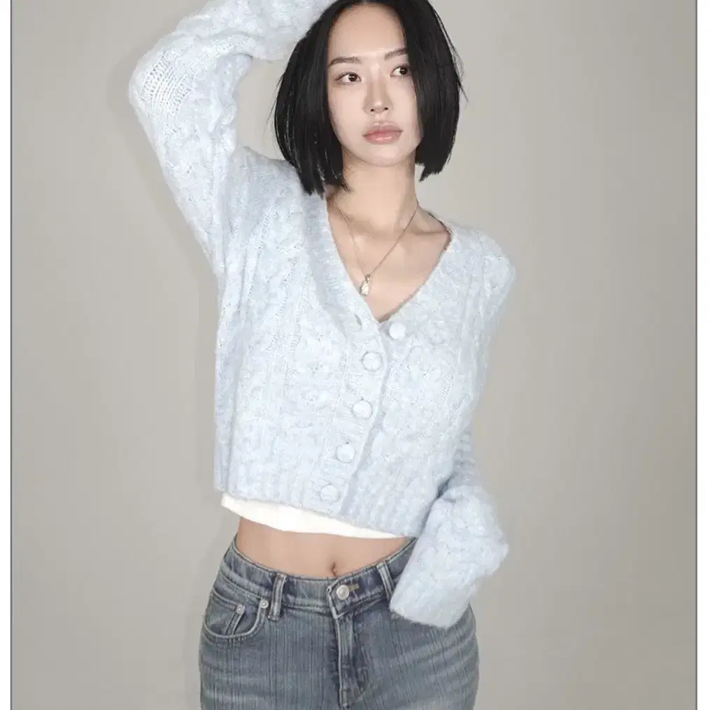 페일제이드 Wool Hairy Crop Cardi 가디건 스카이블루