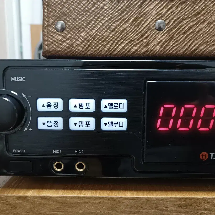 TJ미디어 가정용 노래방 기계 TKR-355HK