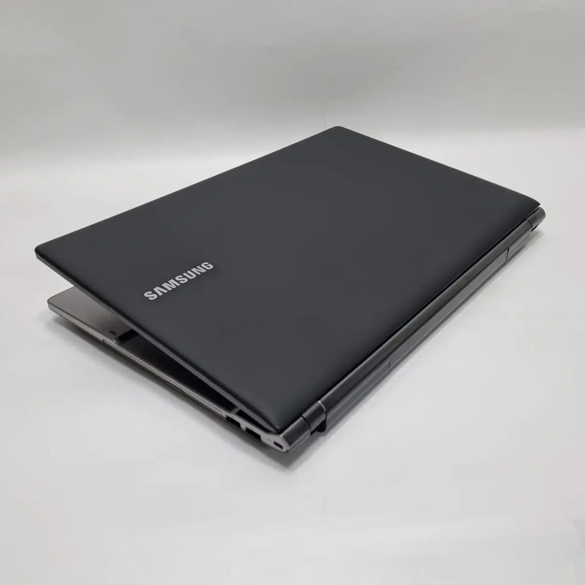 삼성노트북 i7 JBL우퍼/740G/8G/듀얼그래픽