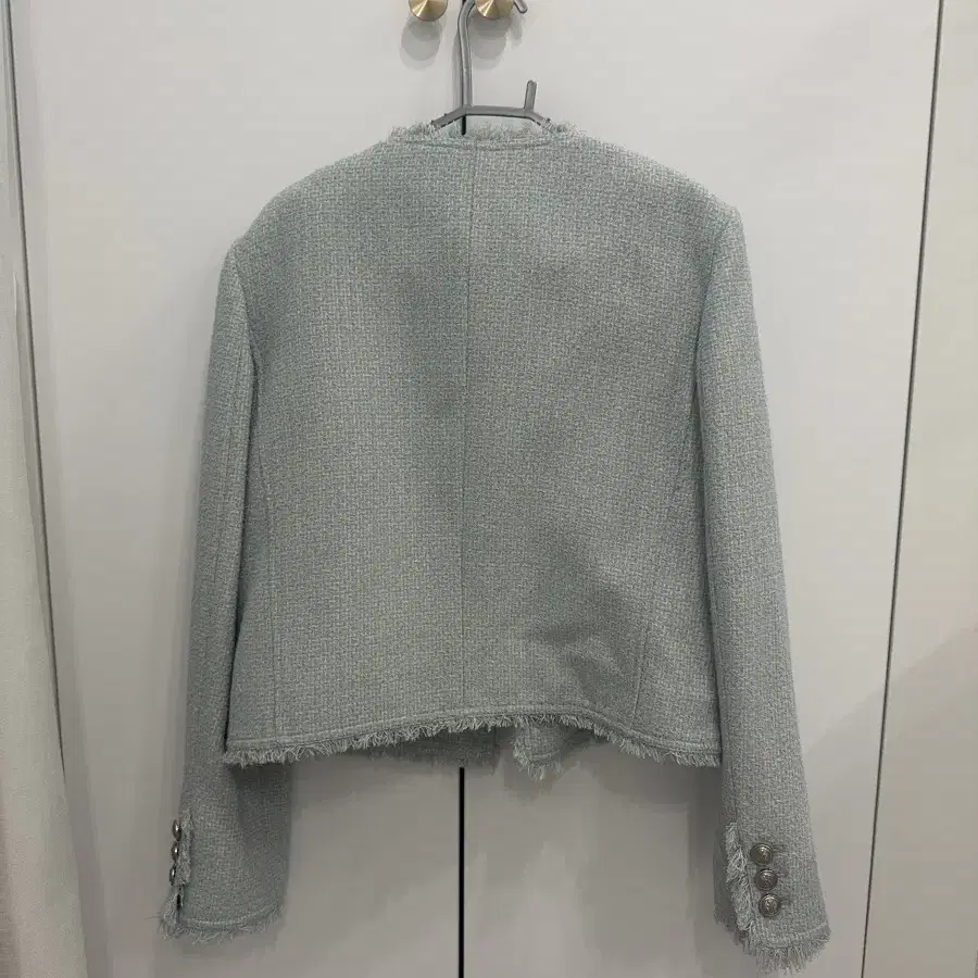 루에브르 Fringe Collarless Tweed Jacket