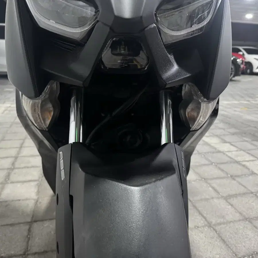 21년식 엑스맥스300cc 부산 판매합니다