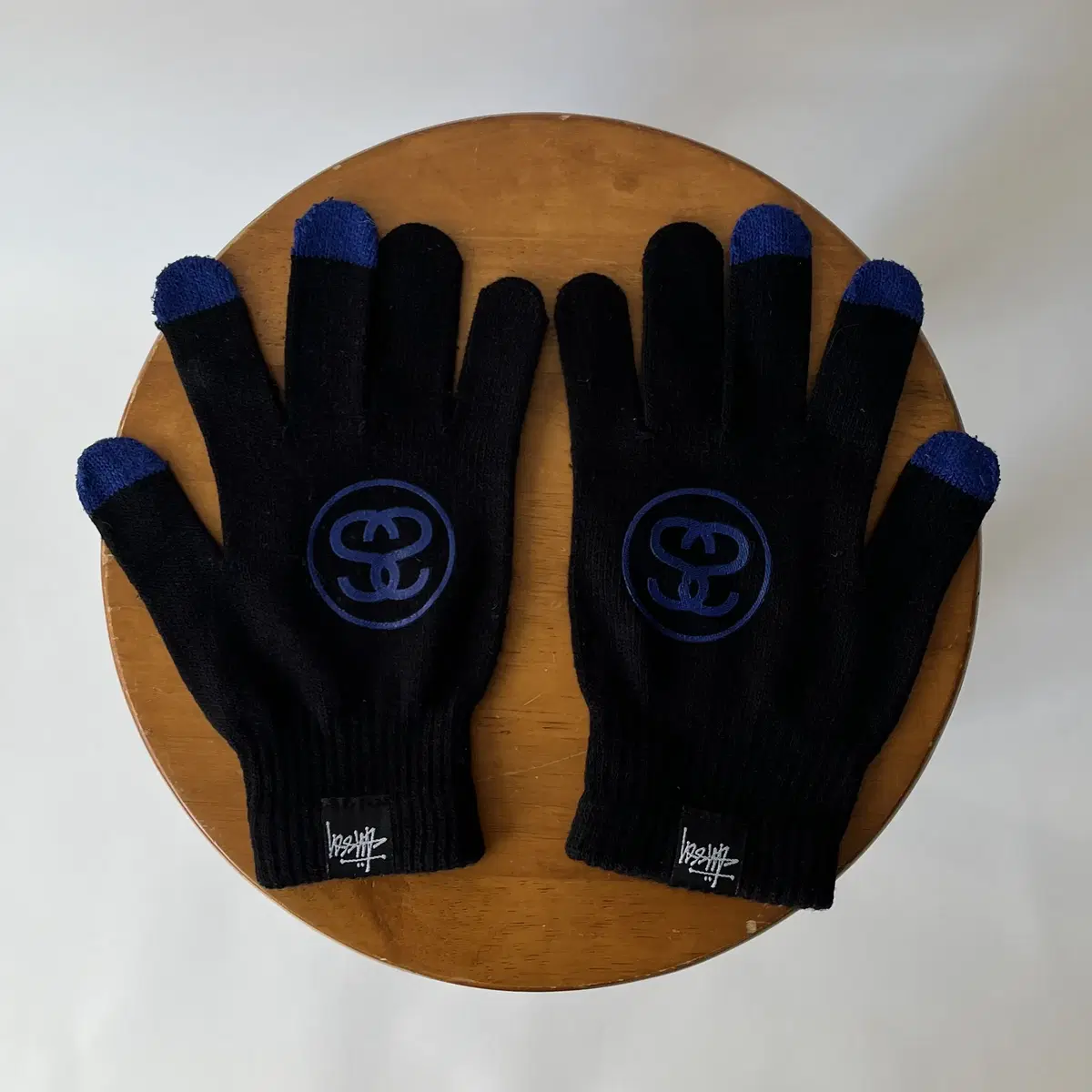 STUSSY  " Double s " knit Gloves