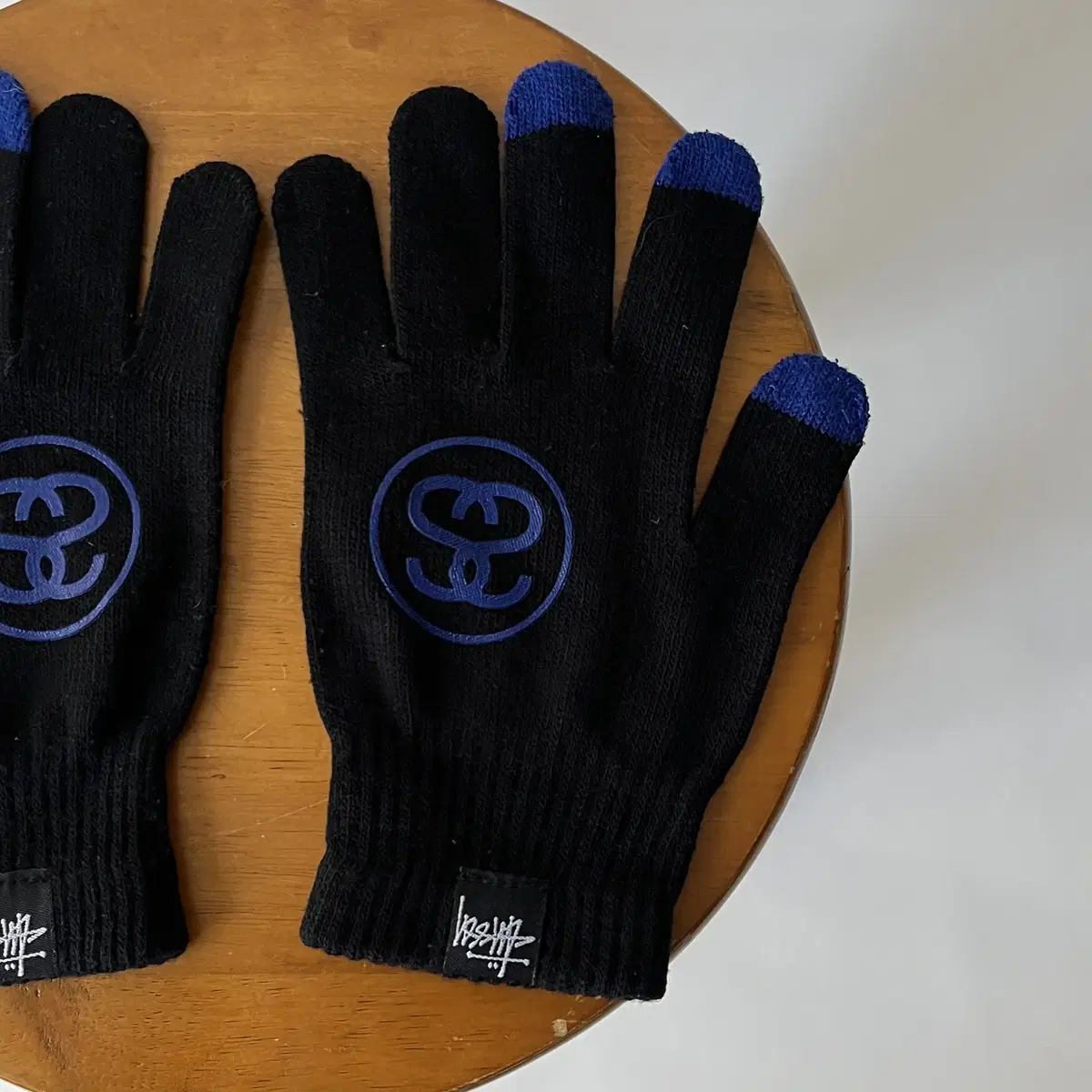 STUSSY  " Double s " knit Gloves