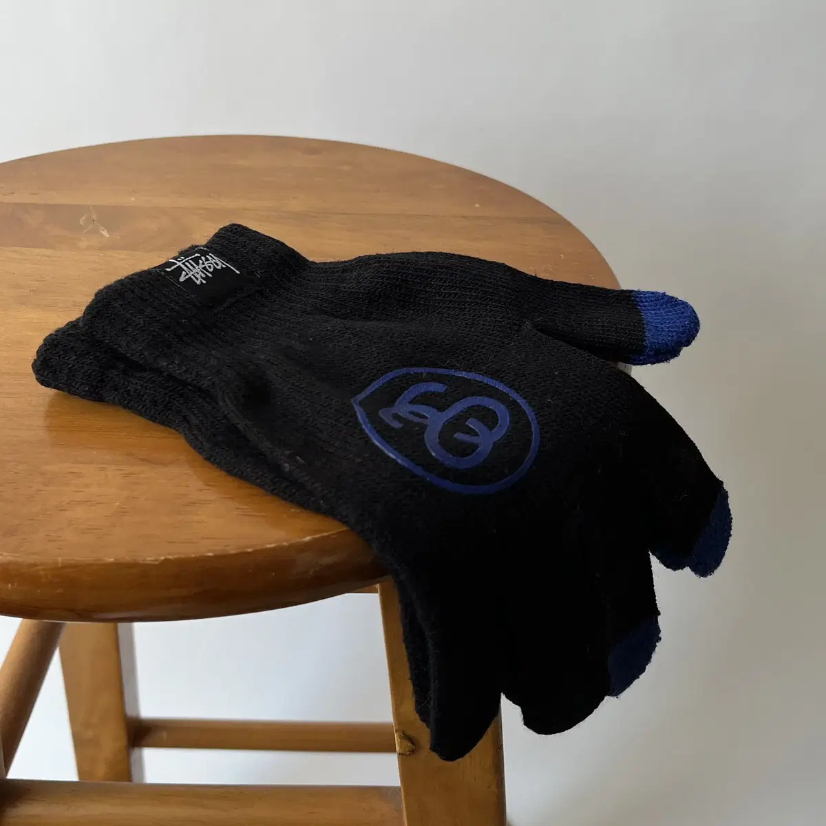 STUSSY  " Double s " knit Gloves