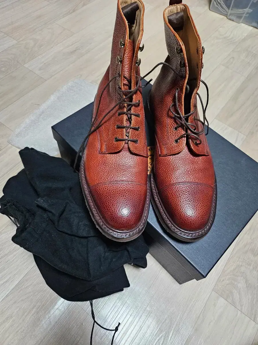 Joseph Chinelli Elliott II Capto Derby Boots Mahogany Scotch Grain