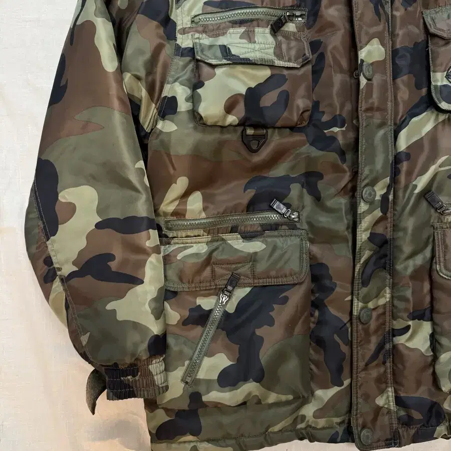 Sinprase military camo 푸퍼자켓