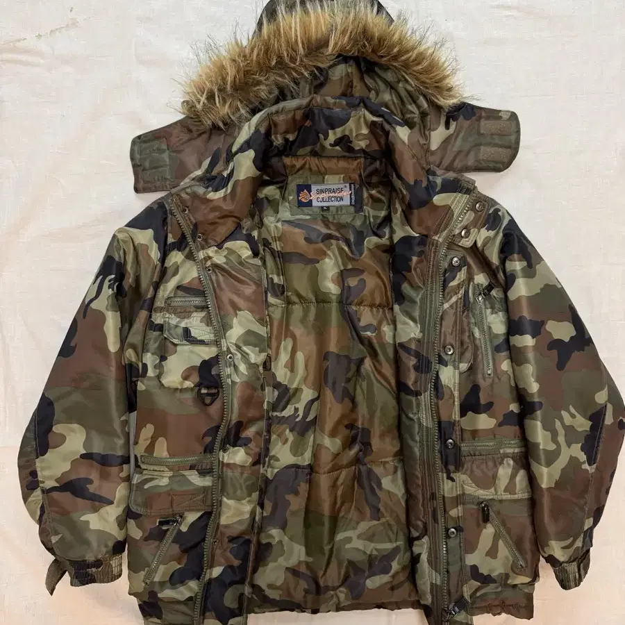 Sinprase military camo 푸퍼자켓