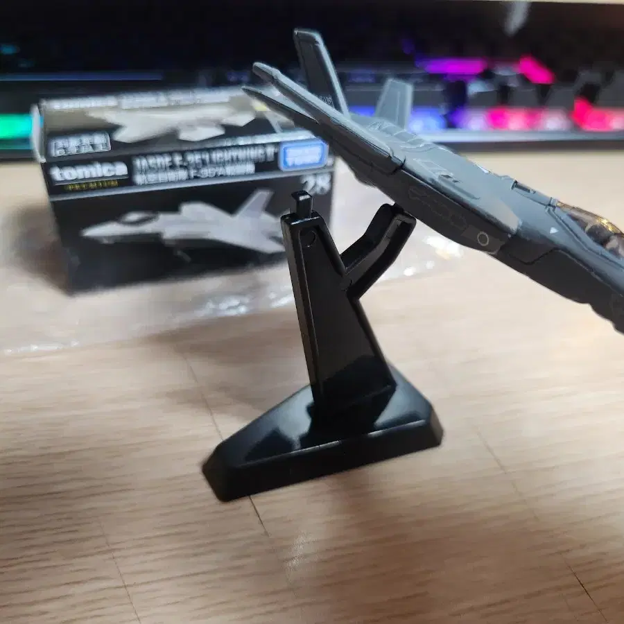 토미카 프리미엄 F-35A 라이트닝 1:164