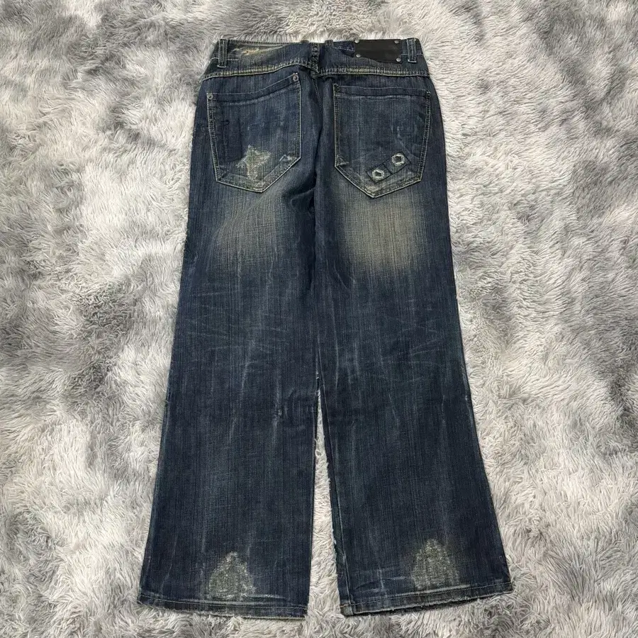 S.NIK JEANS