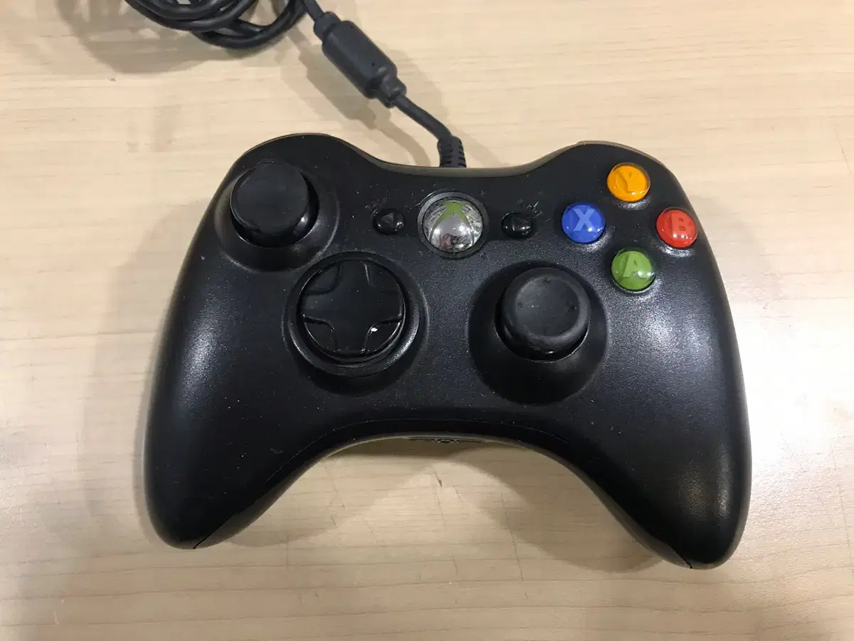 XBOX360 유선 컨트롤러