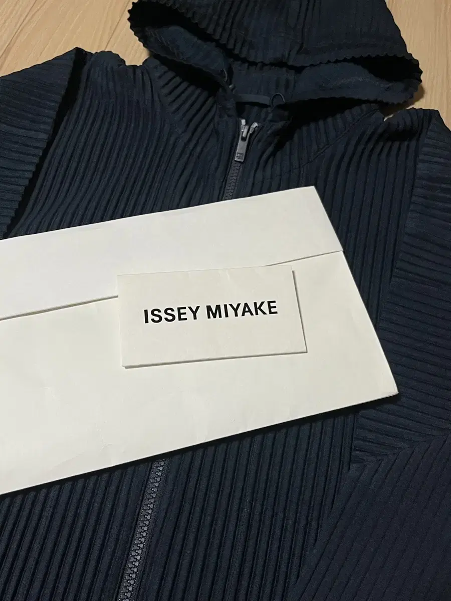 ISSEY MIYAKE 이세이미야케 옴므플리세 후드집업 3