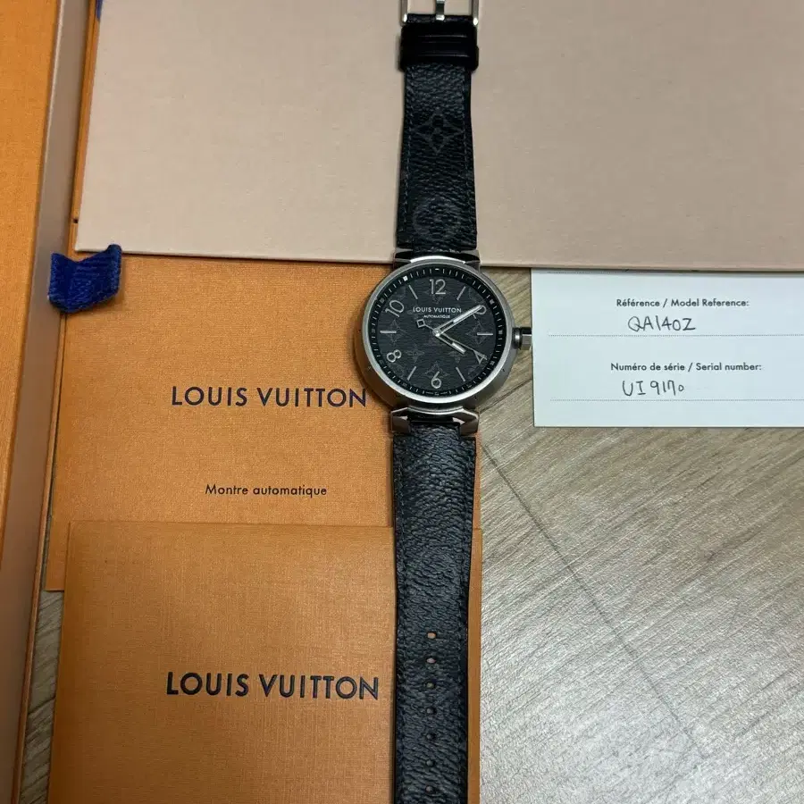 루이비통 시계 Tambour Monogram Eclipse QA140Z