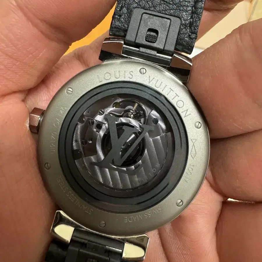 루이비통 시계 Tambour Monogram Eclipse QA140Z