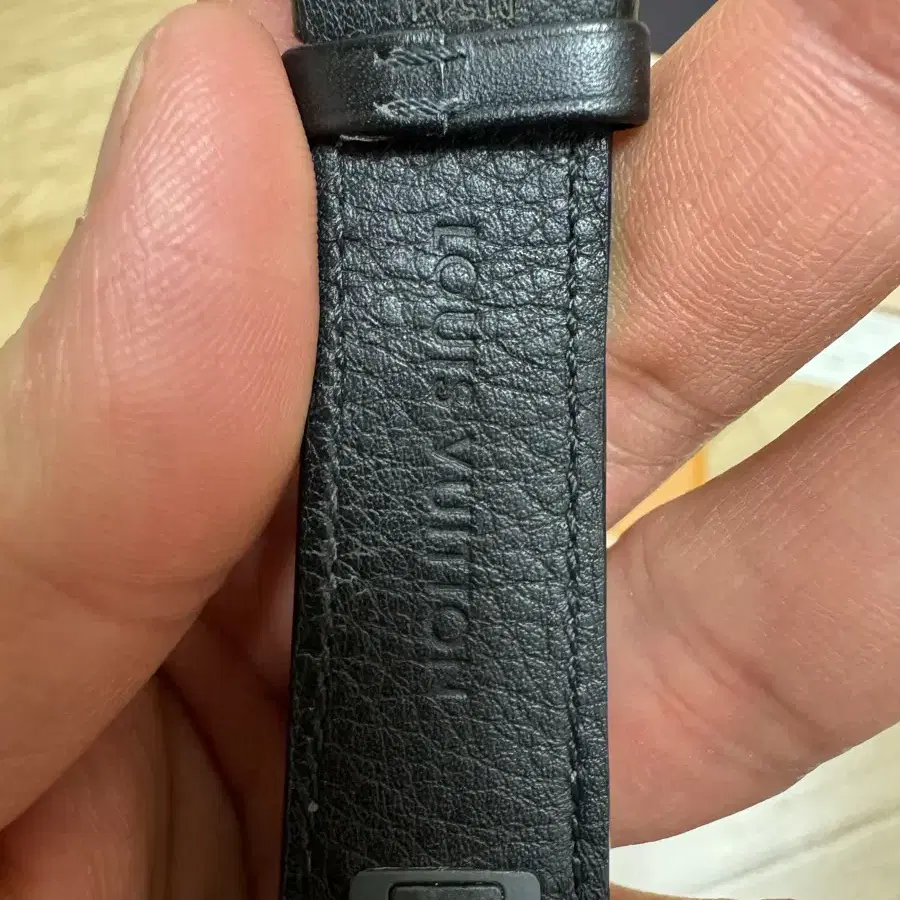 루이비통 시계 Tambour Monogram Eclipse QA140Z