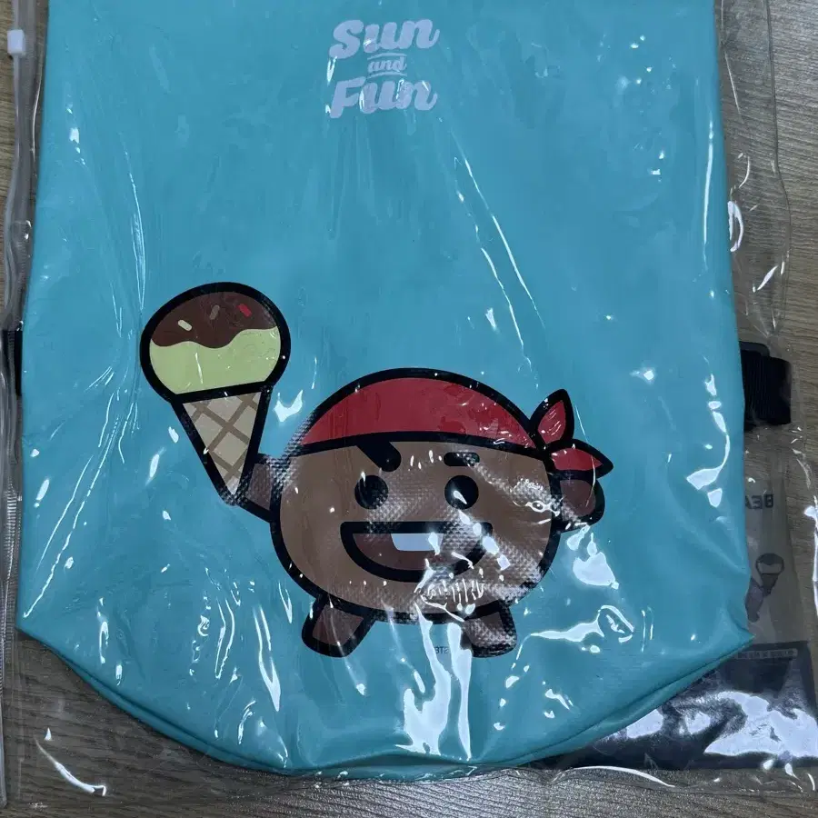 방탄소년단 BT21 beach bag / BT21 비치백 (미개봉)