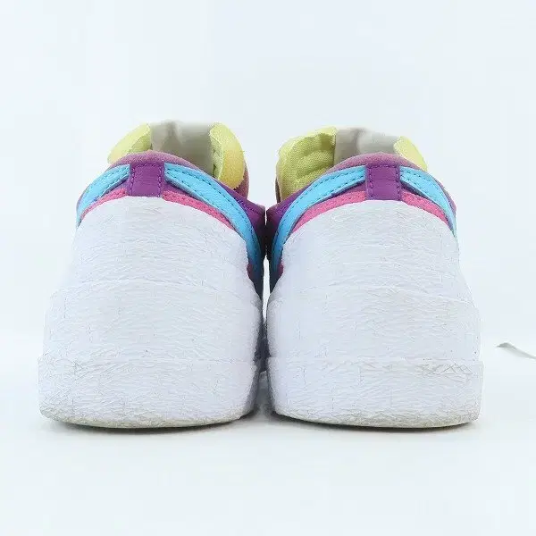 NIKE KAWS SACAI BLAZER LOW.상태좋은 중고제품 팝니다