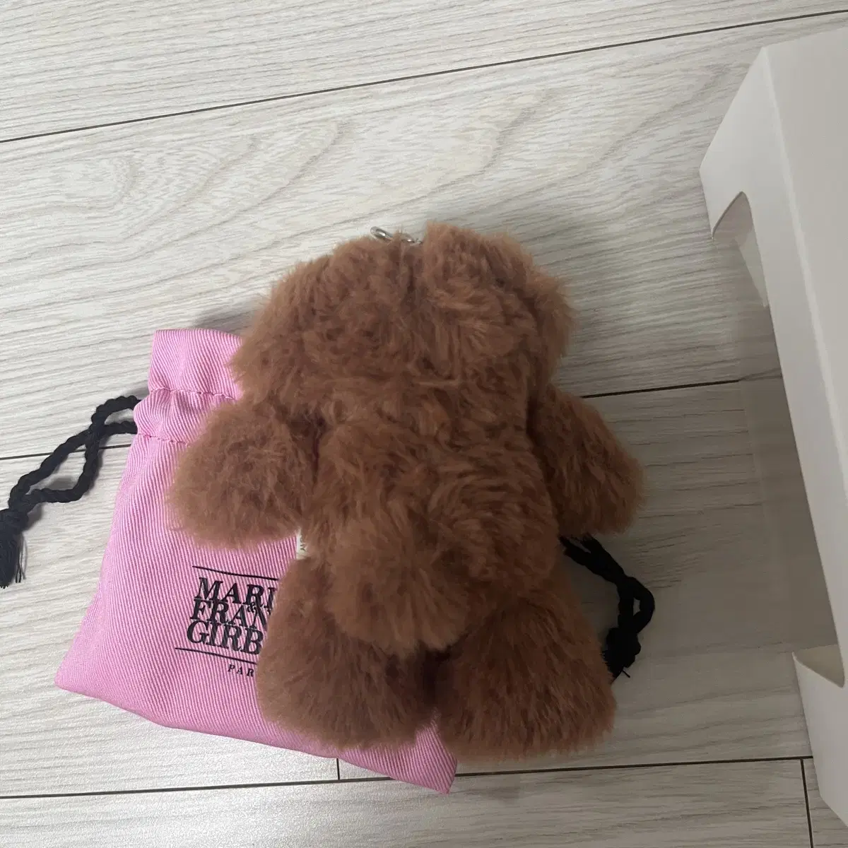 마리떼 mari in pouch keyring