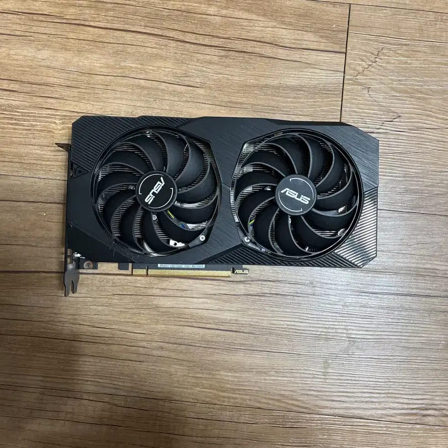 Asus rx5500xt