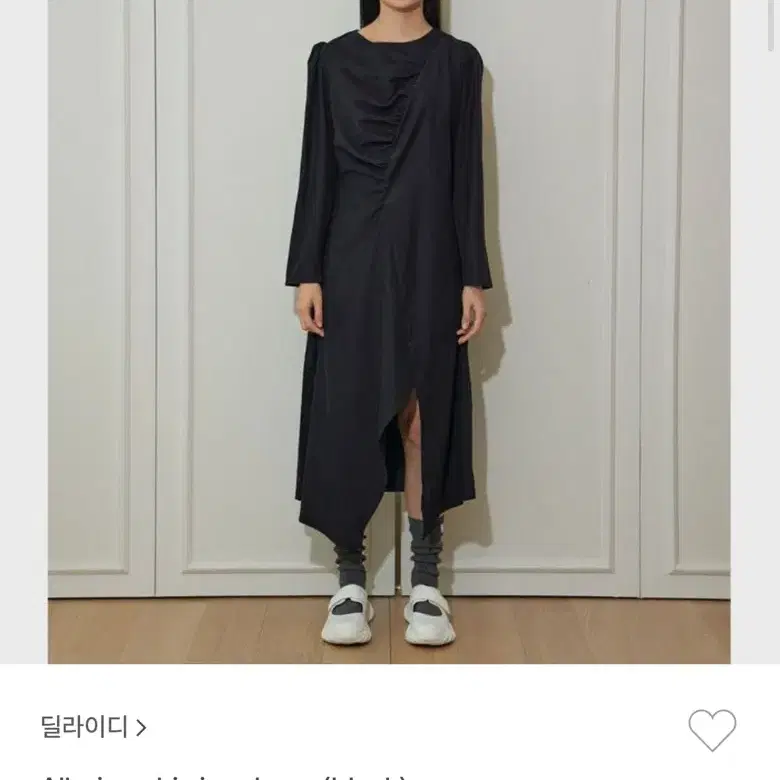 딜라이디 Alluring shirring dress (black)