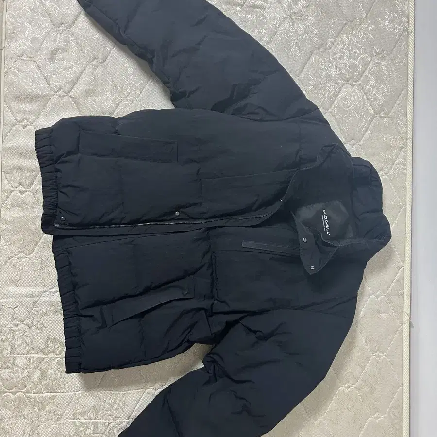 어콜드월 cirrus jacket 패딩 M