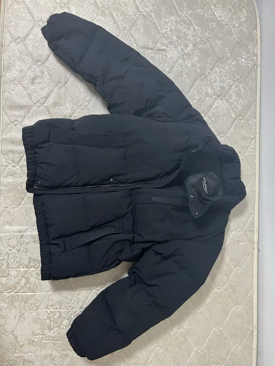 어콜드월 cirrus jacket 패딩 M