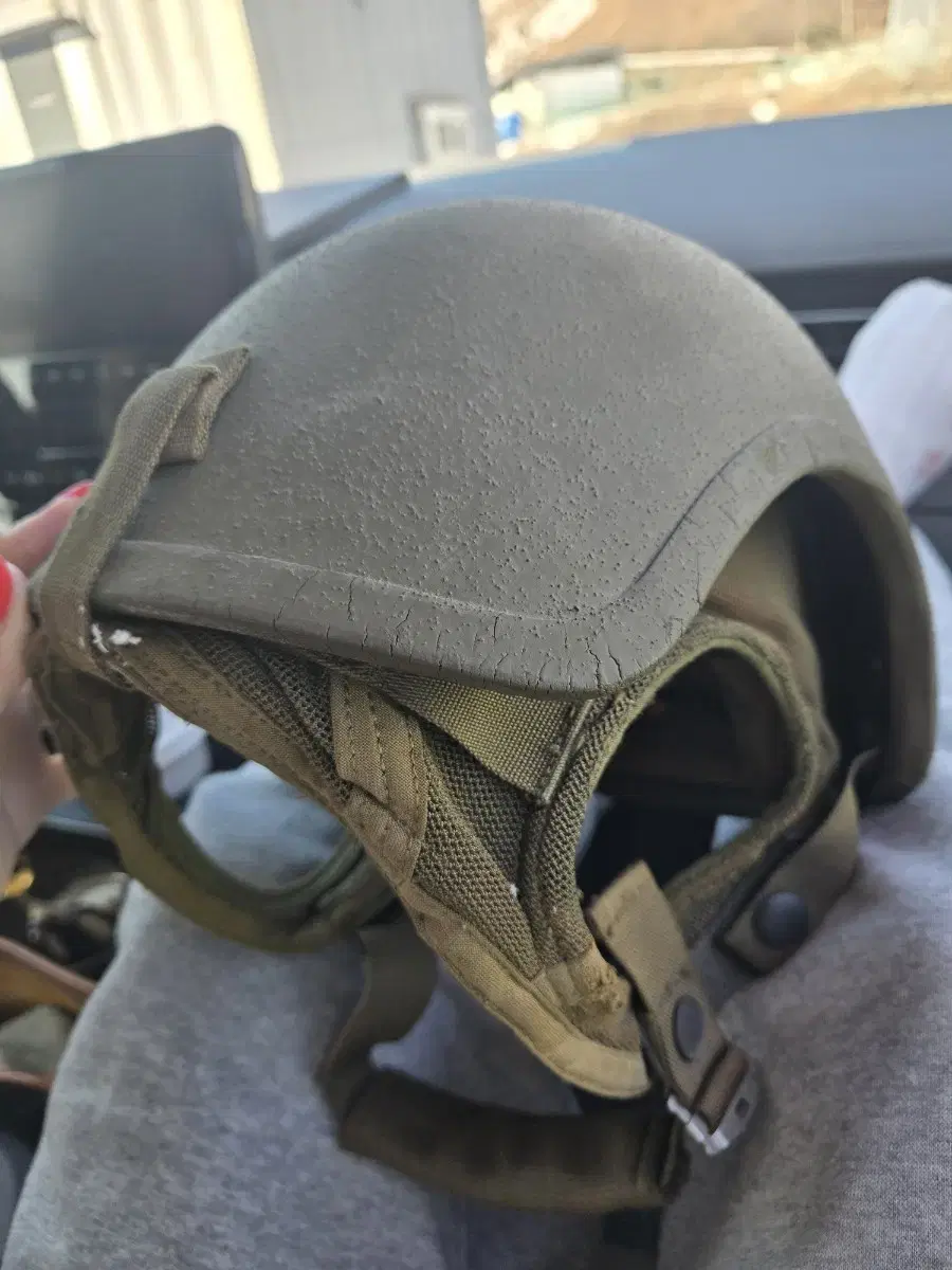 Original helmet and liner set for tank crew of the US Army tank