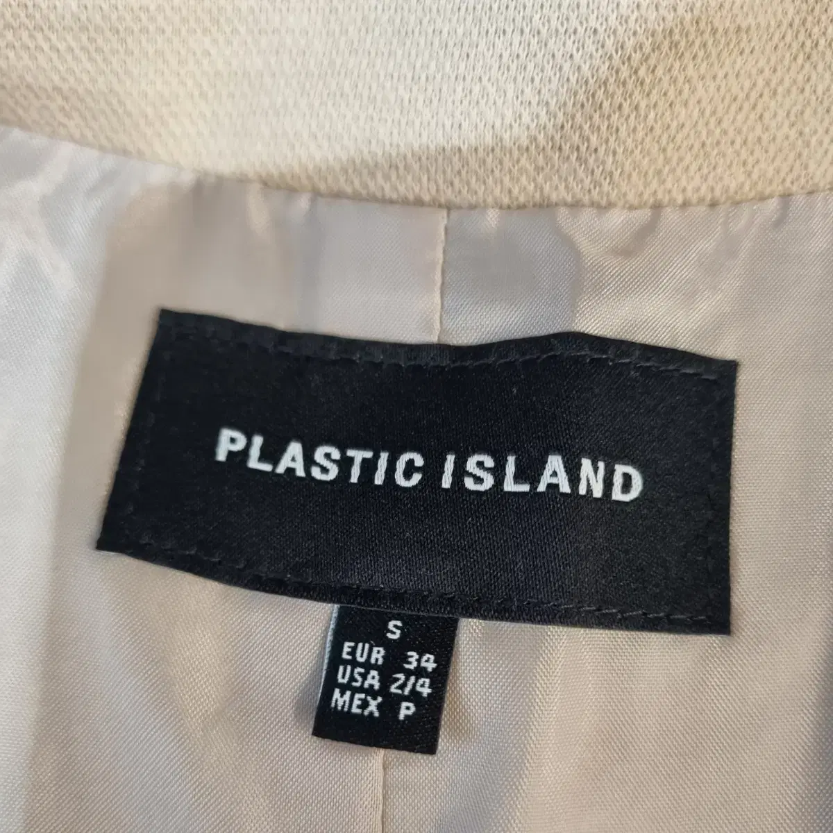 PLASTIC ISLAND 플라스틱아일랜드 여성 봄 코트