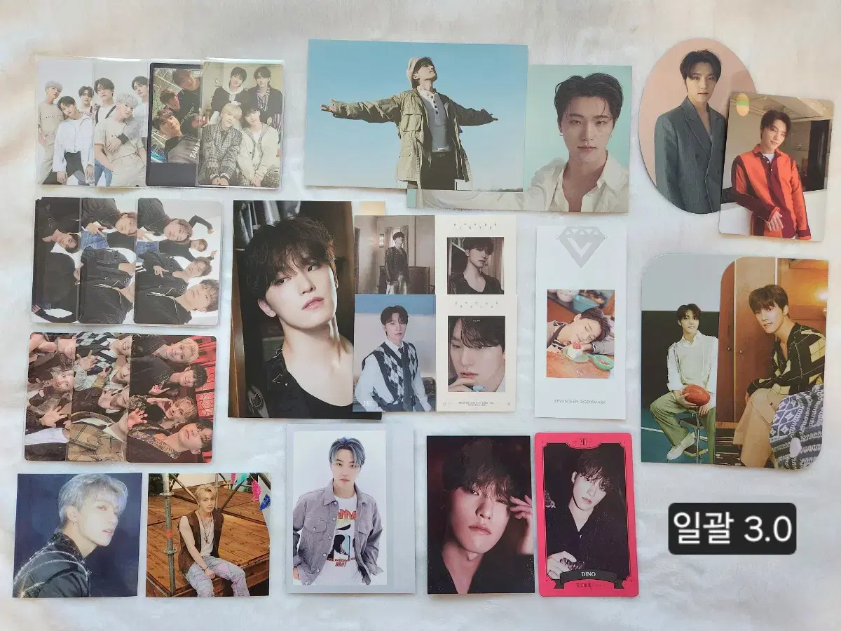 SEVENTEEN dino photocard bulk sell wts Disposal Quick sale postcard Postcard seasons greetings Pre-order benefits