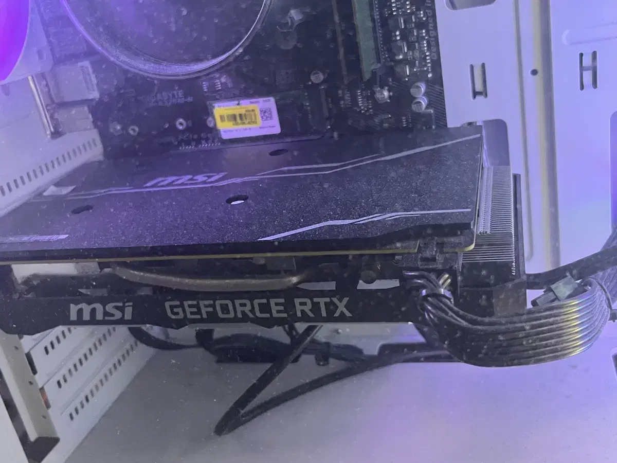 Msi RTX2060 그래픽 카드 판매합니다