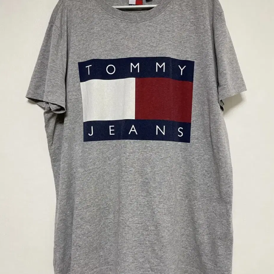 TOMMY JEANS TOMMY FLAG 티셔츠