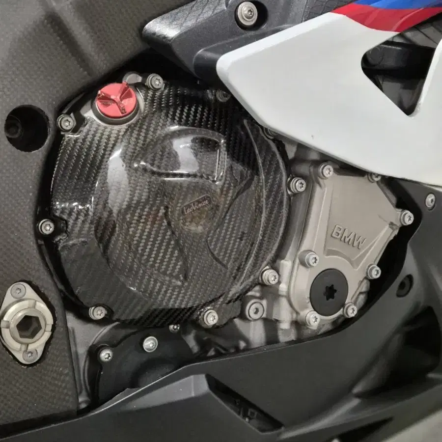 2만키로 탄 풀배기 BMW S1000RR 판매합니다.