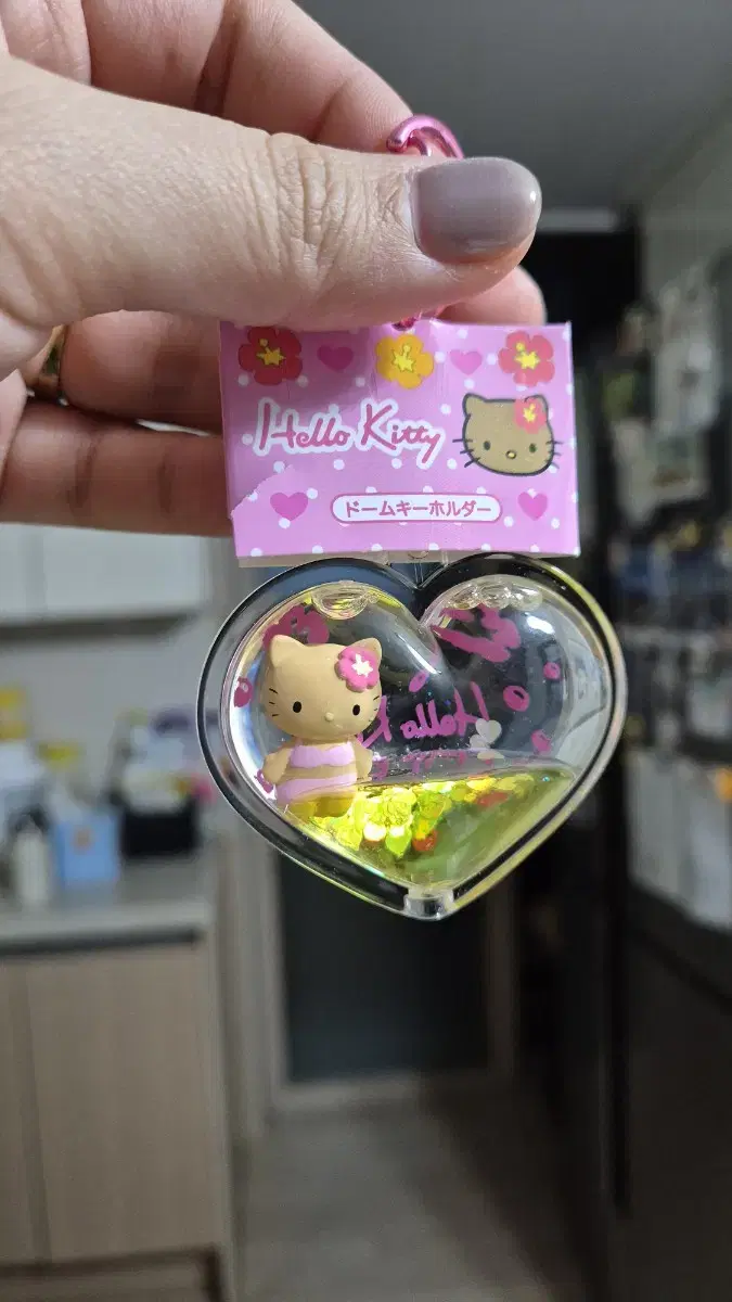 산리오 고고걸 태닝키티 워터키링 새상품