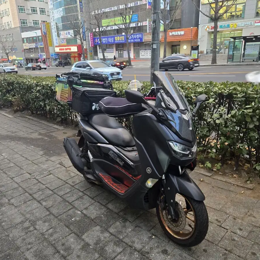 nmax125