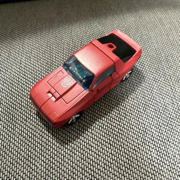 트랜스포머 어스라이즈 ER EX-05 클리프 점퍼