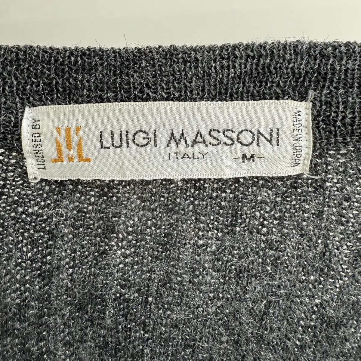 LUIGI MASSONI 그레이 가디건 (Made in Japan)