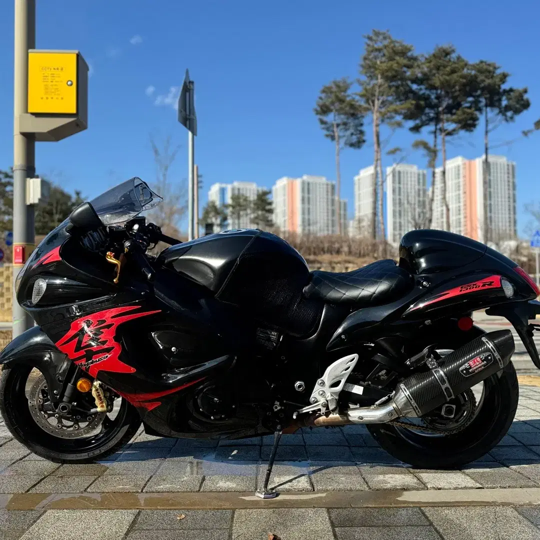 남양주 모토갤러리 스즈키 gsx1300r 2015년식 판매 합니다.