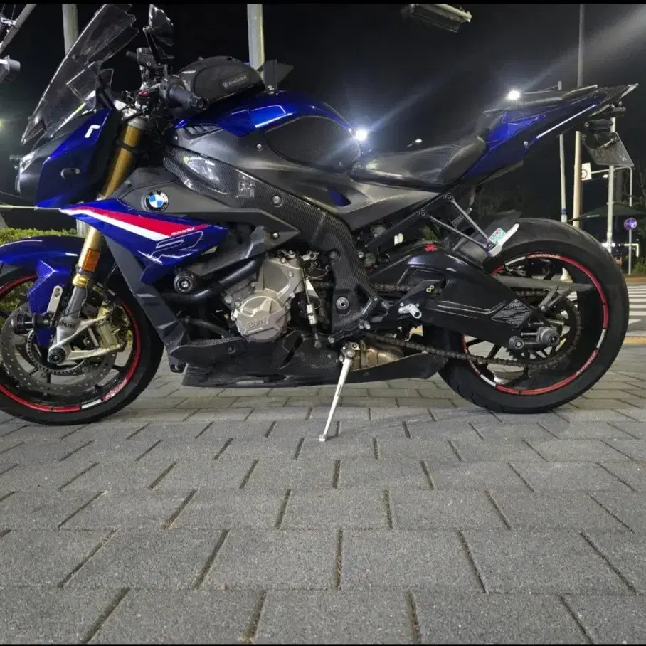 2020년식 s1000r