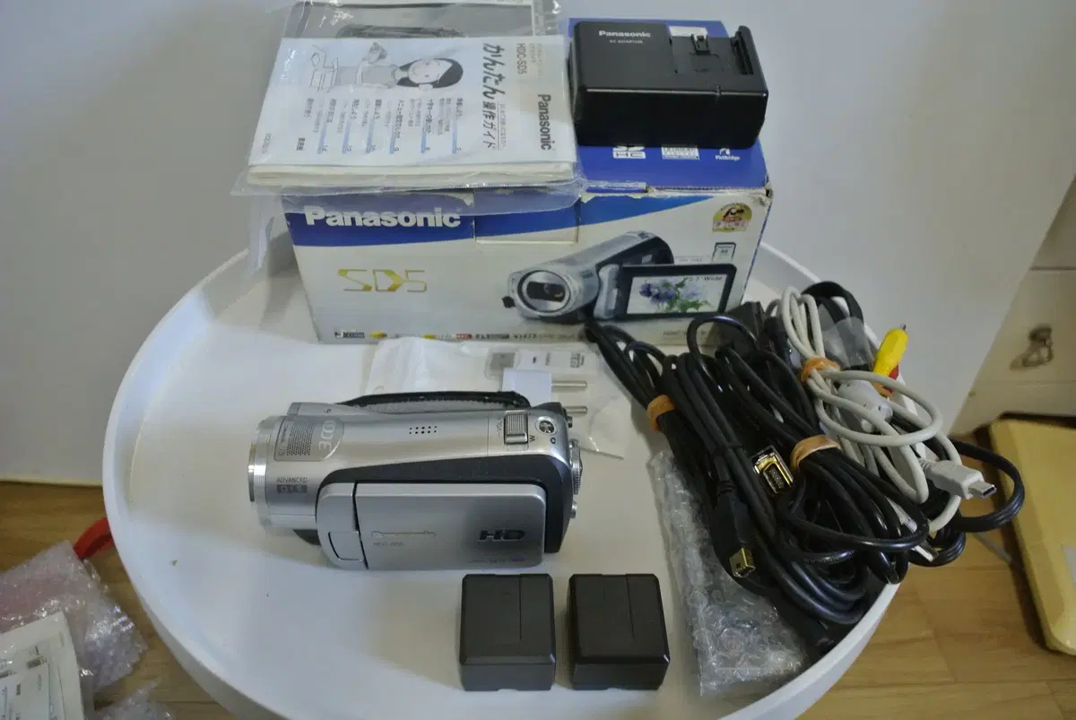 Panasonic HDC SD5 빈티지캠코더