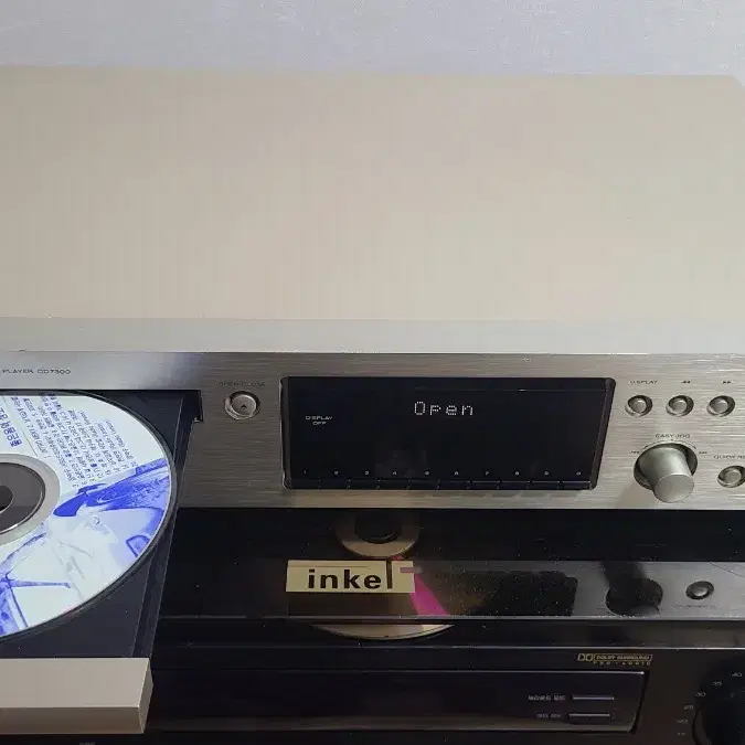 marantz  시디피  CD 7300