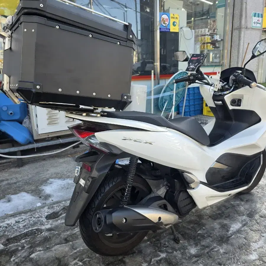 19년식 더뉴pcx125 팝니다