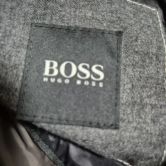 휴고보스HUGOBOSS 정품 오리털 멀티포켓 남성후드덕다운패딩점퍼106