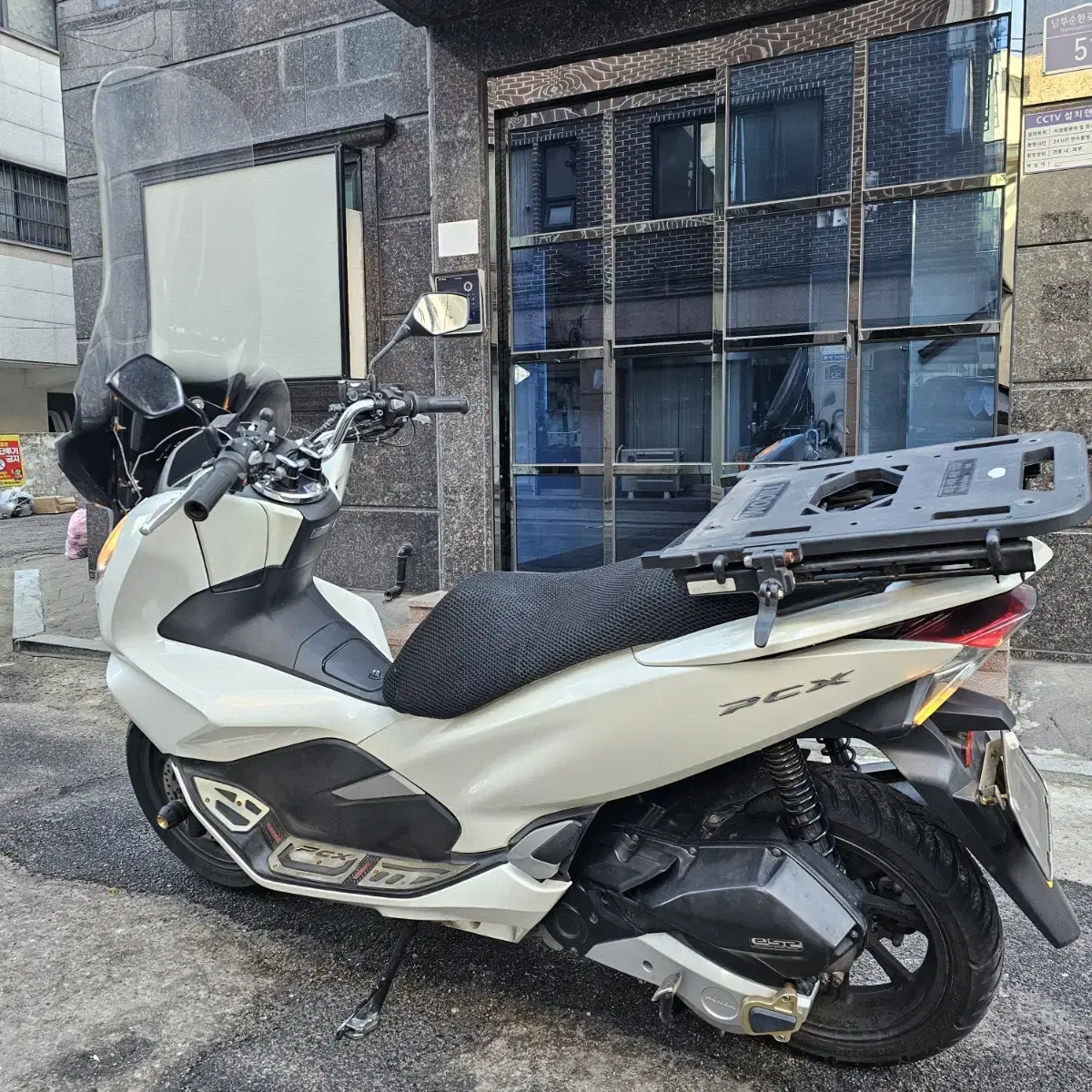 Pcx150cc 29000km 190만원 싸게 판매합니다! (Nmax