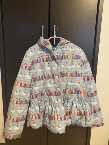 fafa 성인용 충전솜 코트(스완과 드레스 프린트) M사이즈