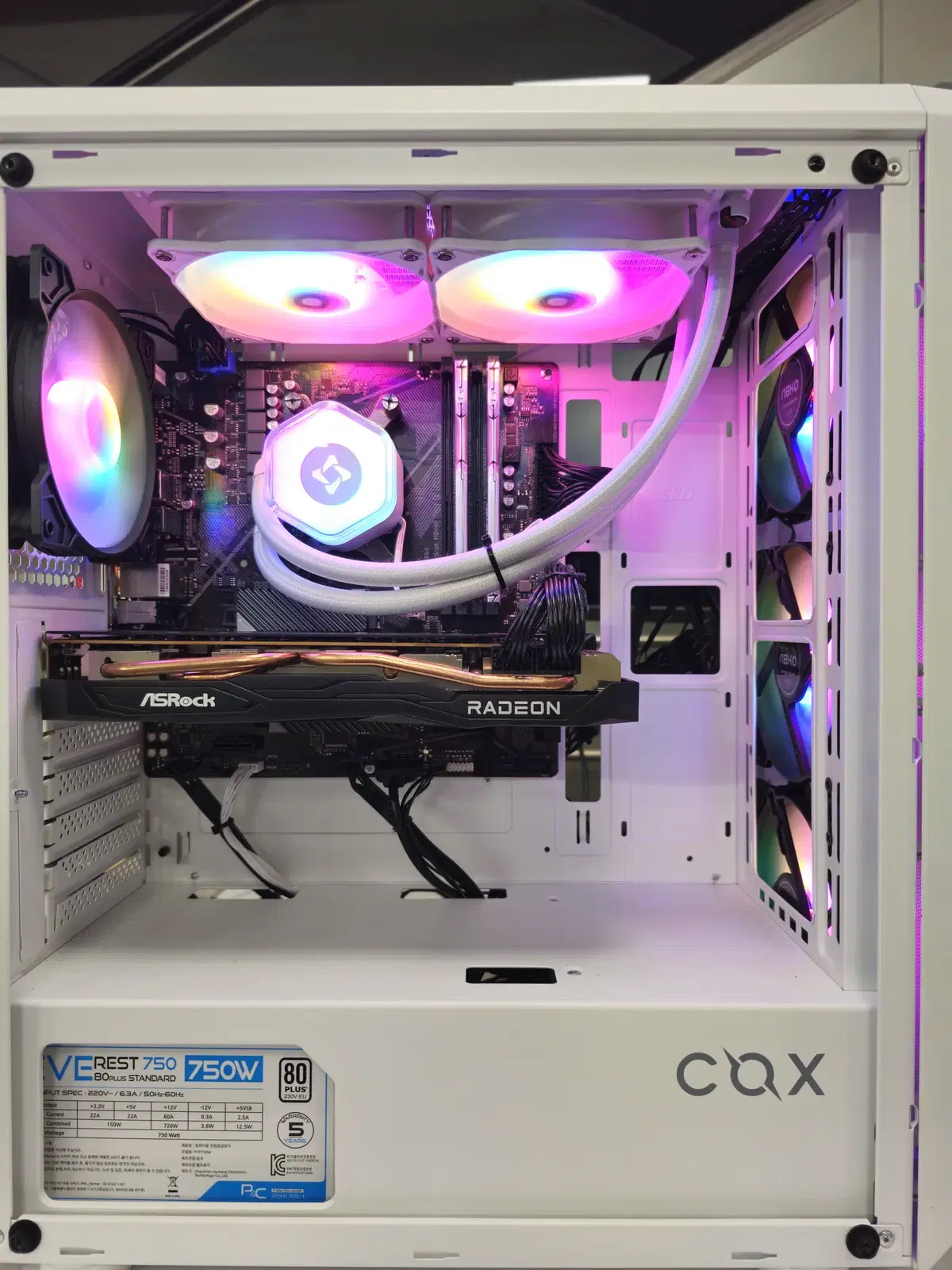 라이젠9950X/B650/RTX3070TI/16G/512G/1000W