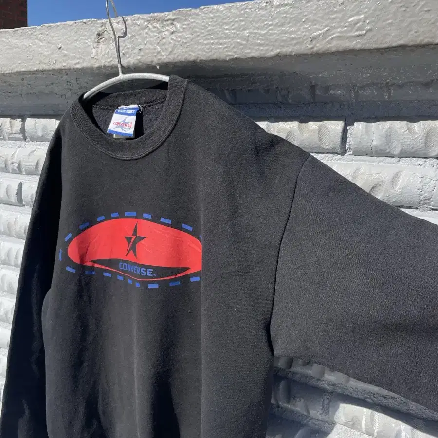 VINTAGE CONVERSE 90s SWEATSHIRT