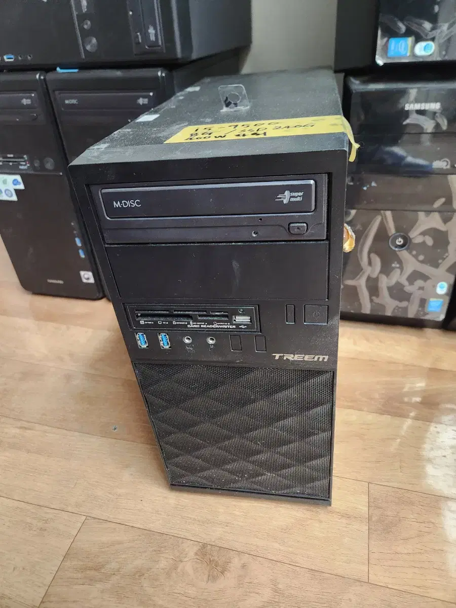 i5-9500본체 판매합니다(게이밍으로 업글가능)