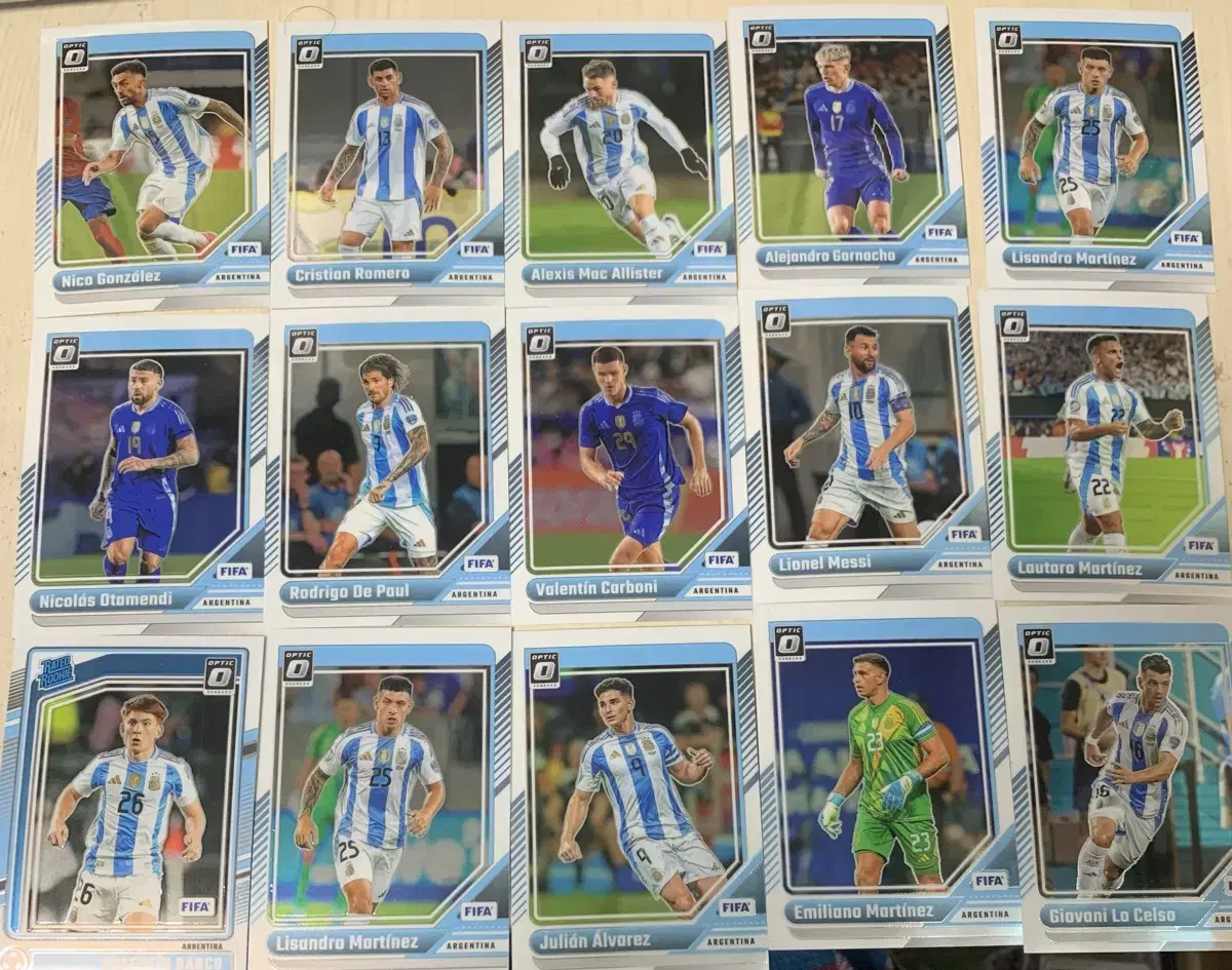 24-25 Donruss Panini Argentina Football kard Messi Garnacho