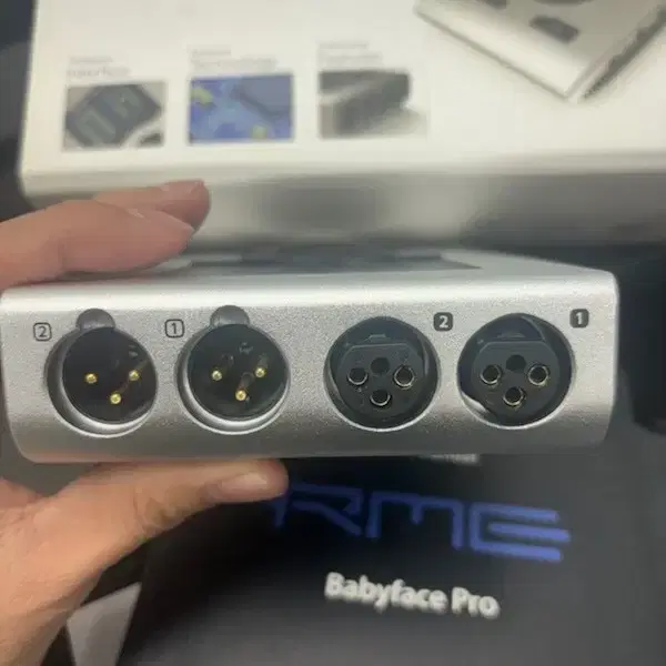 알엠이 RME Babyface Pro 오인페 팝니다