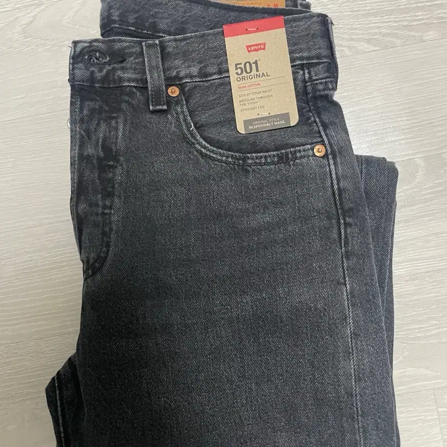 Levi's 리바이스 501 Original 청바지 흑청 새상품 판매합니