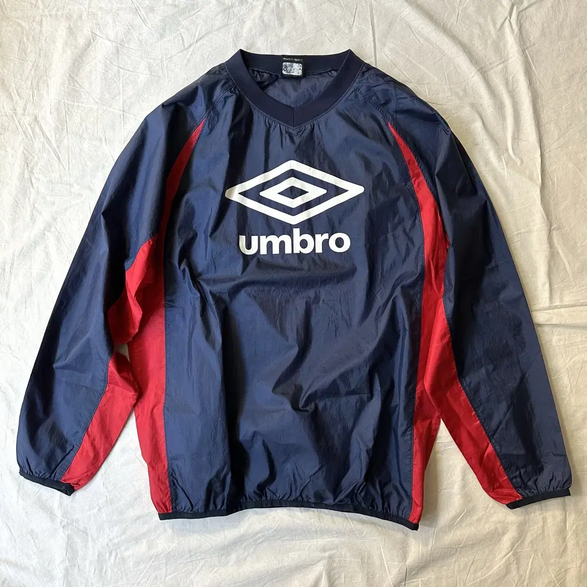 엄브로 umbro 로고 웜업